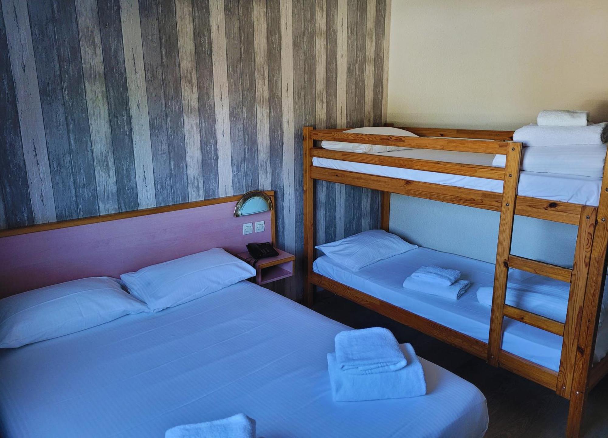 Hotel Restaurant Les Chataigniers Пріва Номер фото