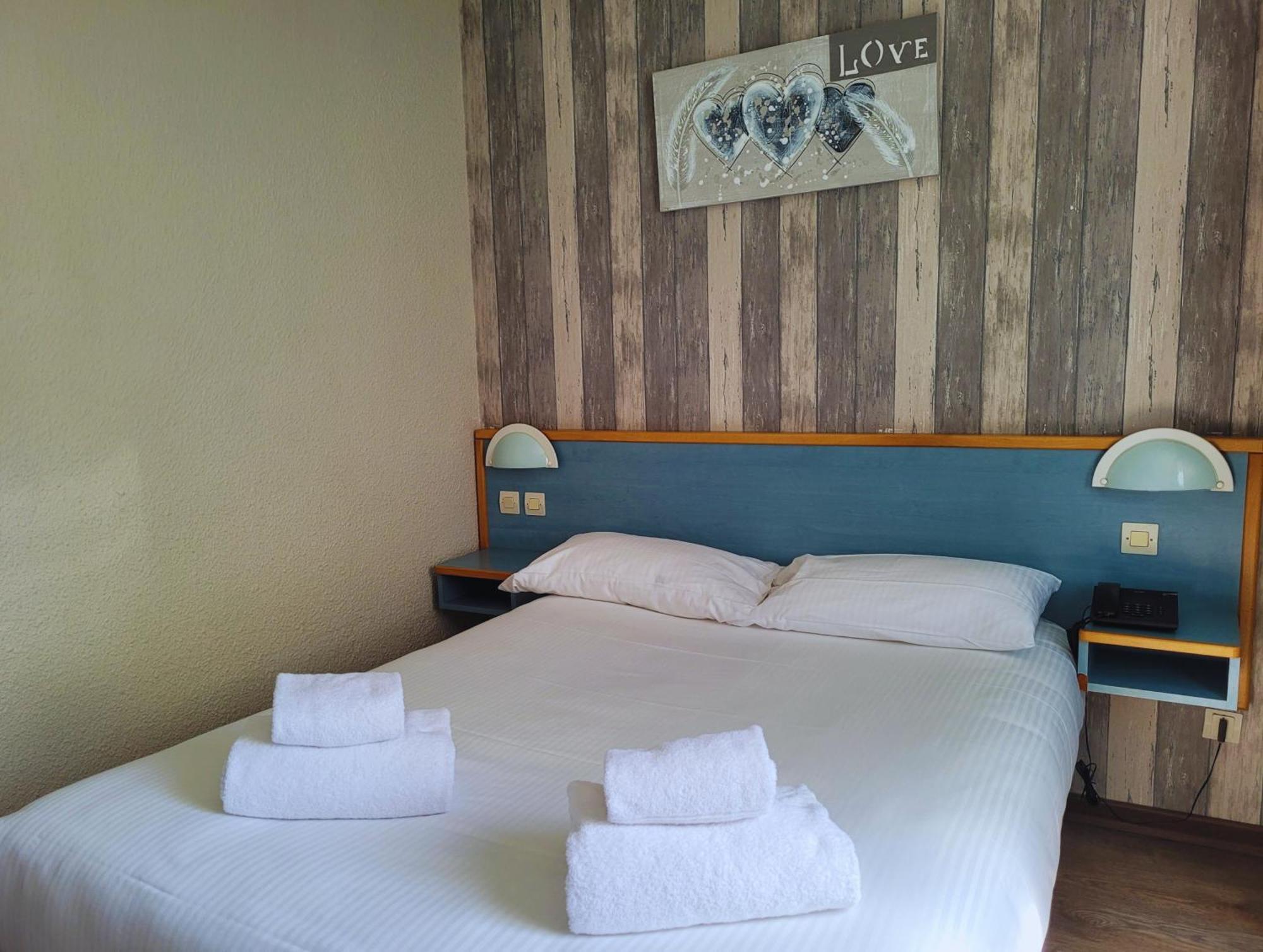 Hotel Restaurant Les Chataigniers Пріва Номер фото