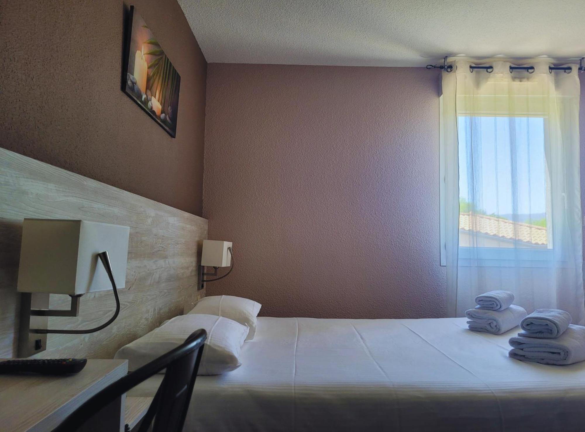 Hotel Restaurant Les Chataigniers Пріва Номер фото